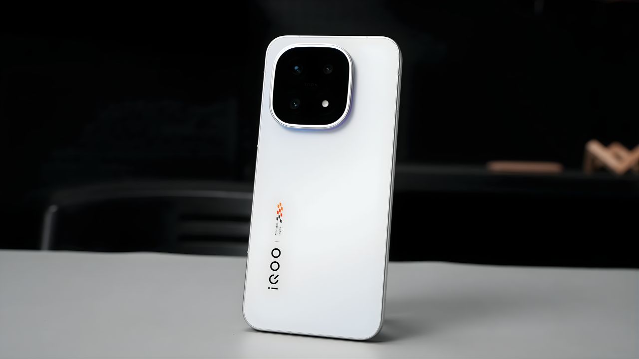 iQOO 16 tipped with dual speakers and 8500mAh battery in fresh leak - 5 things to expect
